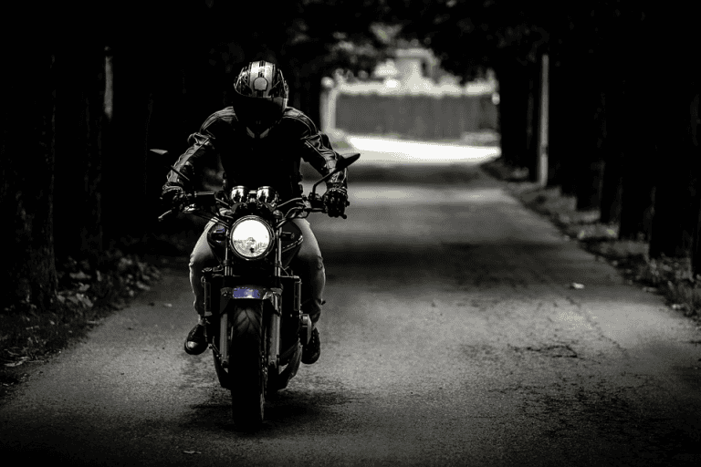 A simple guide on How to sell your used bike on Autozin